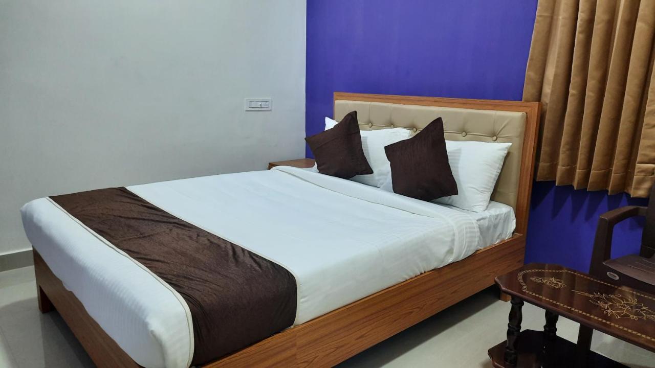 Hotel Abedrooms- Budget Stay Танджавур Экстерьер фото
